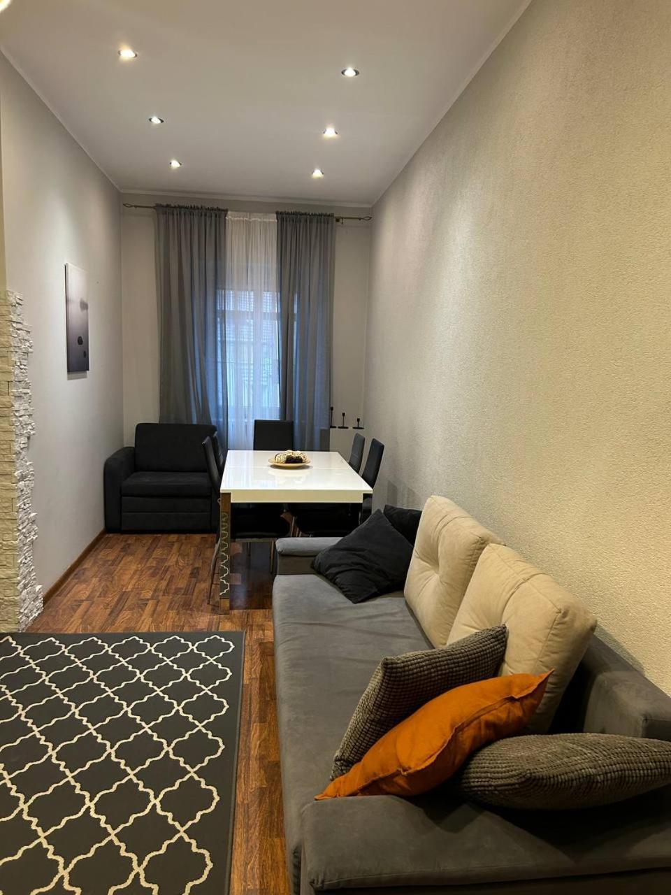 Big Apart - Rynek 8 - Nice View - 3 Rooms - 9 People Wrocław Zewnętrze zdjęcie
